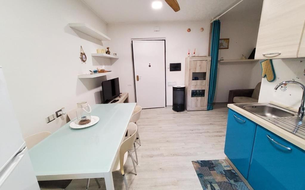 Ambos Mundos Appartement Quartu SantʼElena Buitenkant foto