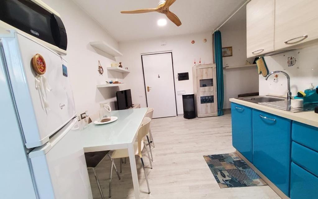 Ambos Mundos Appartement Quartu SantʼElena Buitenkant foto